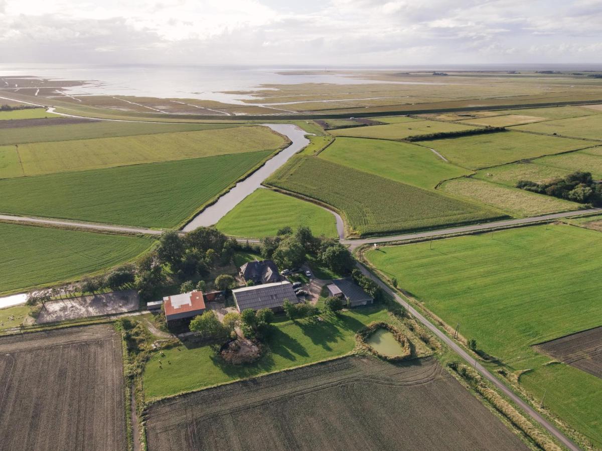 Apartment Auf Dem Lande / Nahe Spo
